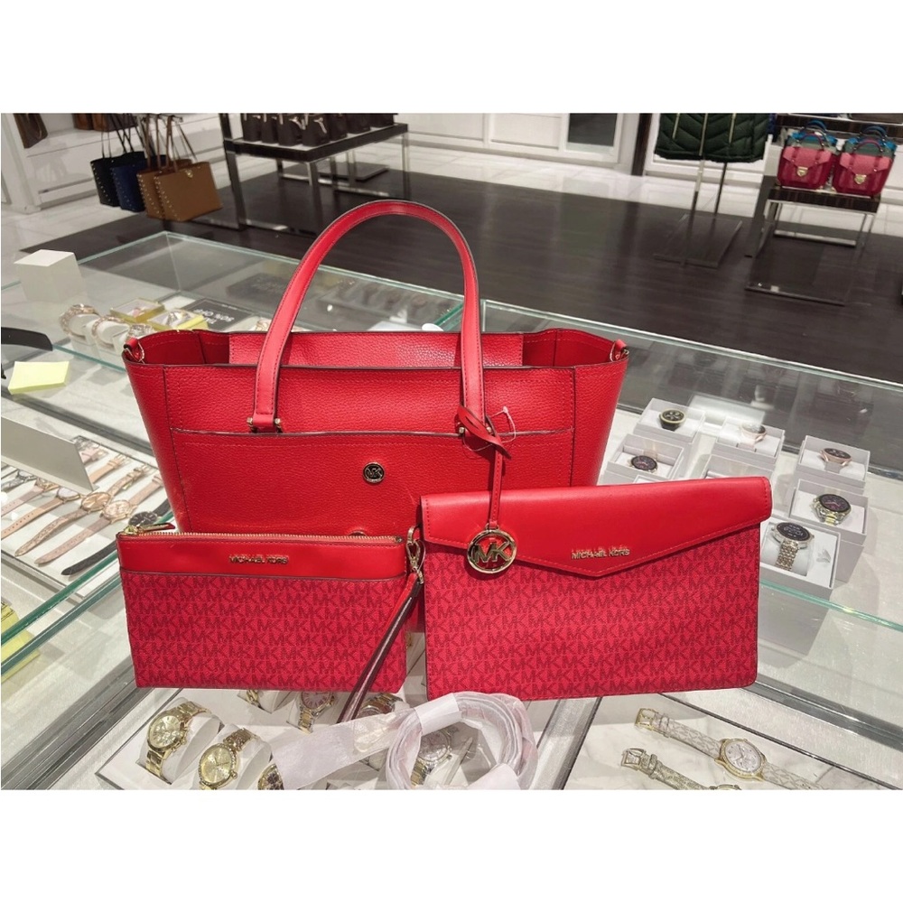 Michael Kors NWT 3 in 1 pc Maisie tote/clutch/wristlet in gorgeous Flame